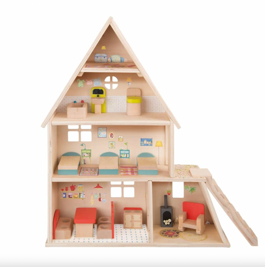 Wooden Play House "The Big Family" - MR